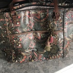 Brand new sakroots purse